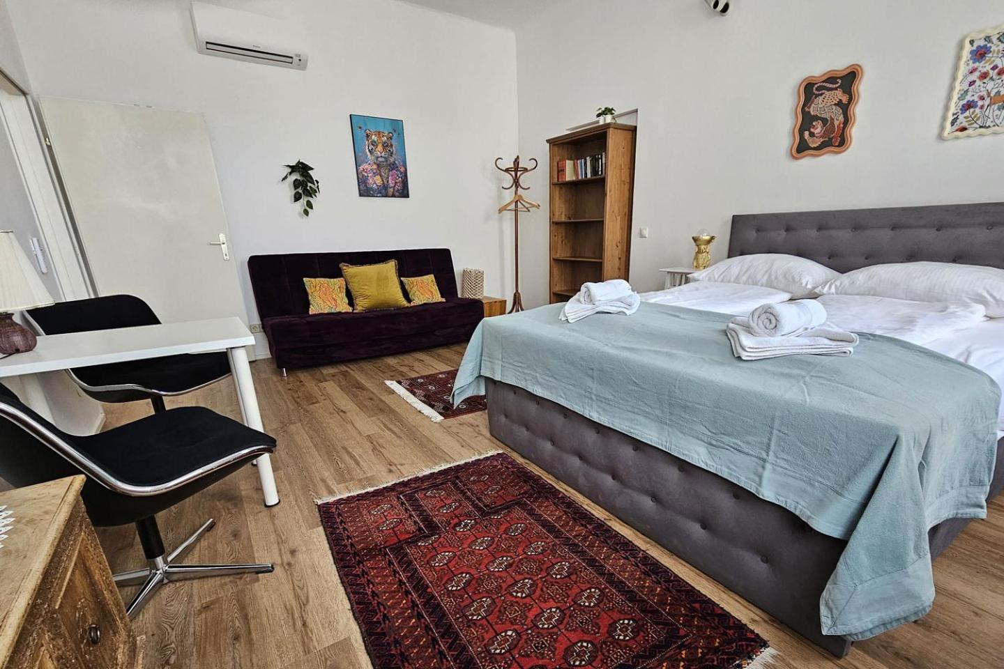 Vienna Palm Apartments Экстерьер фото